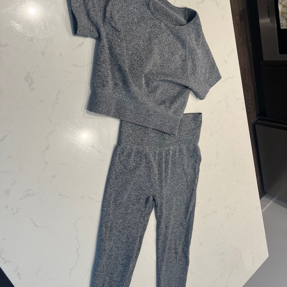 Medium Yoga Workout Set
